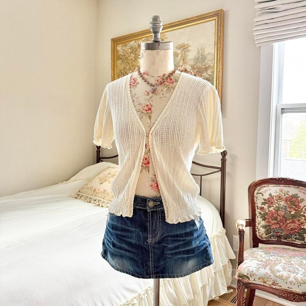 Y2K cream knit short sleeve cardigan Calvin Klein size large - Picture 2 of 4